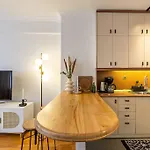 Location, Location, Location!by Lift! Apartamento *